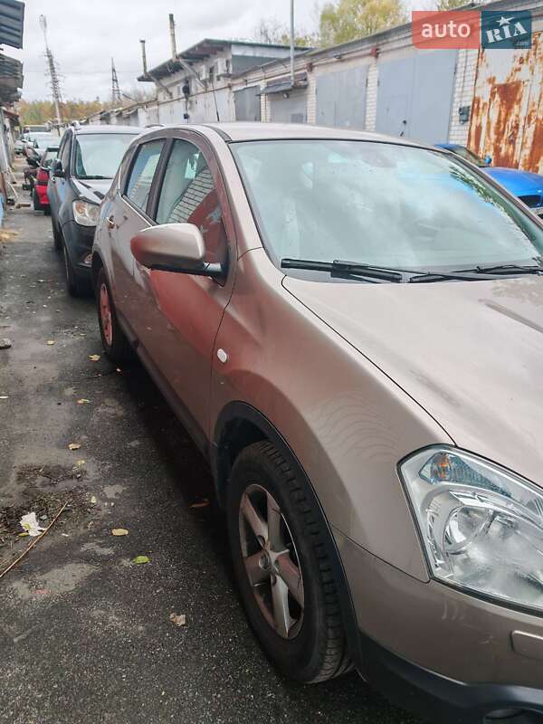 Внедорожник / Кроссовер Nissan Qashqai 2008 в Киеве