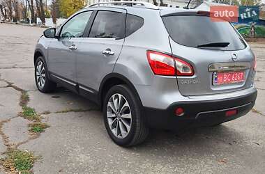 Внедорожник / Кроссовер Nissan Qashqai 2011 в 