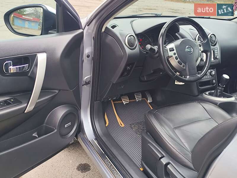 Внедорожник / Кроссовер Nissan Qashqai 2011 в Новоархангельске