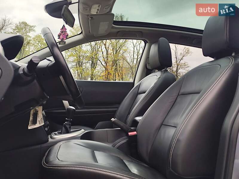 Внедорожник / Кроссовер Nissan Qashqai 2011 в Новоархангельске