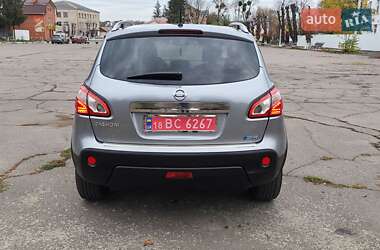 Внедорожник / Кроссовер Nissan Qashqai 2011 в 