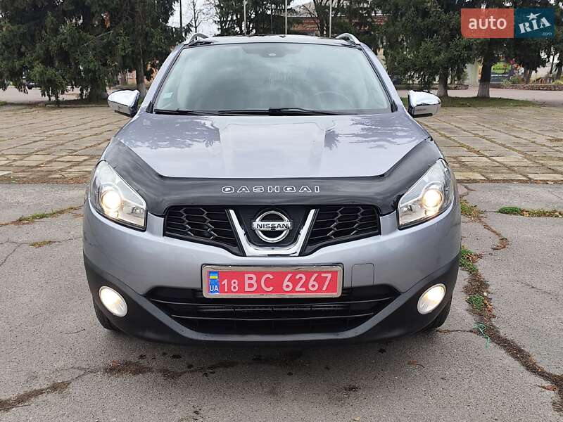 Внедорожник / Кроссовер Nissan Qashqai 2011 в Новоархангельске