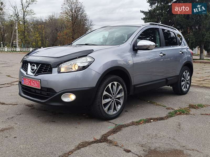 Внедорожник / Кроссовер Nissan Qashqai 2011 в Новоархангельске