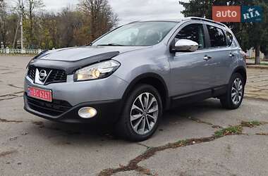 Внедорожник / Кроссовер Nissan Qashqai 2011 в 