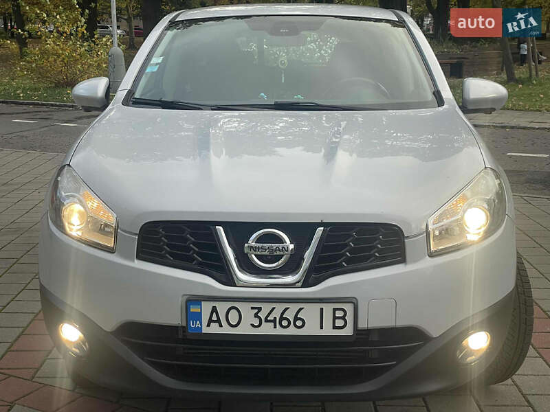 Позашляховик / Кросовер Nissan Qashqai 2011 в Терновому
