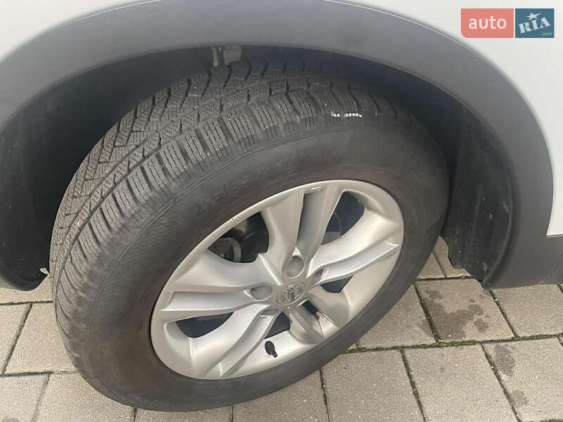 Позашляховик / Кросовер Nissan Qashqai 2011 в Терновому