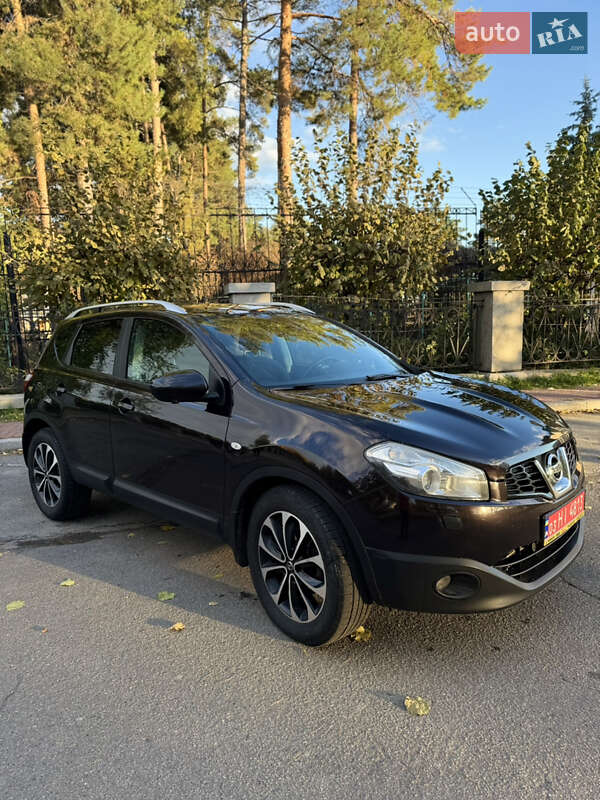 Внедорожник / Кроссовер Nissan Qashqai 2012 в Умани