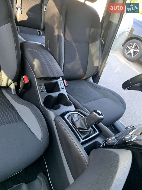 Позашляховик / Кросовер Nissan Qashqai 2018 в Києві фото 4 Позашляховик / Кросовер Nissan Qashqai 2018 в Києві