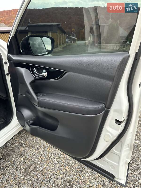 Позашляховик / Кросовер Nissan Qashqai 2016 в Бережанах фото 27 Позашляховик / Кросовер Nissan Qashqai 2016 в Бережанах