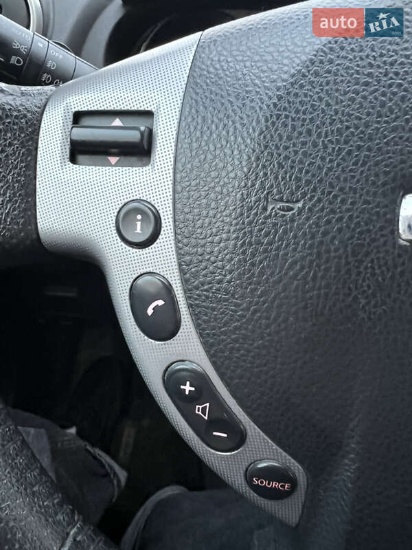 Позашляховик / Кросовер Nissan Qashqai 2008 в Києві фото 25 Позашляховик / Кросовер Nissan Qashqai 2008 в Києві