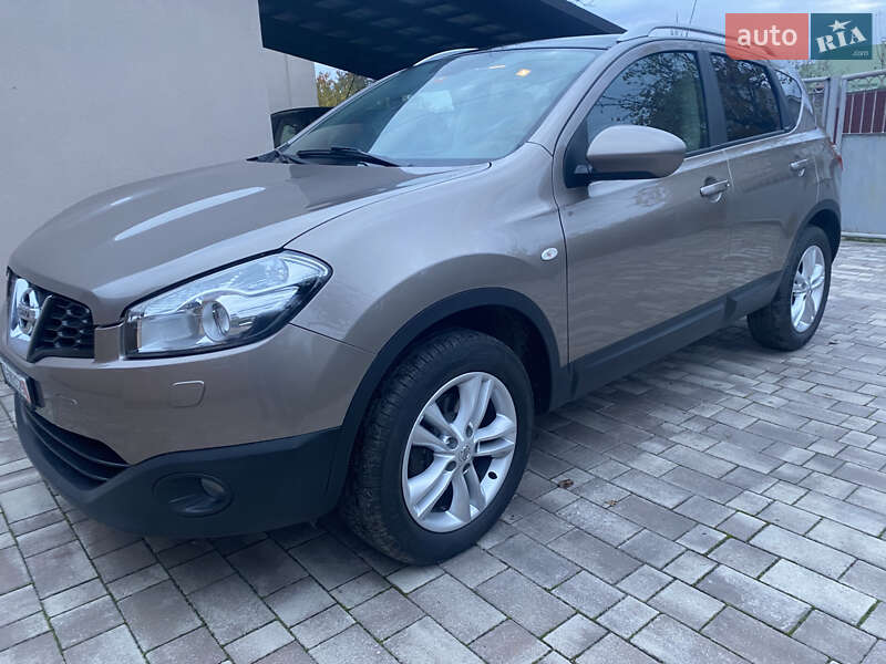 Внедорожник / Кроссовер Nissan Qashqai 2011 в Виннице