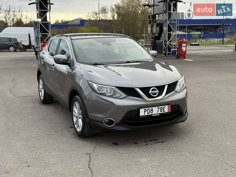 Внедорожник / Кроссовер Nissan Qashqai 2014 в Дубно