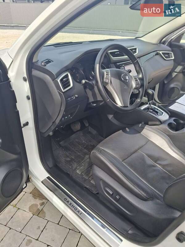 Внедорожник / Кроссовер Nissan Qashqai 2015 в Львове