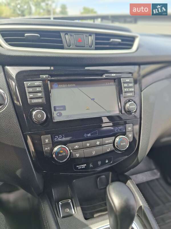 Внедорожник / Кроссовер Nissan Qashqai 2015 в Львове