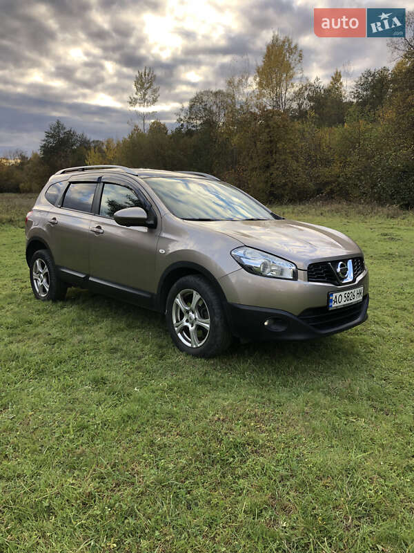Внедорожник / Кроссовер Nissan Qashqai 2012 в Ужгороде фото 31 Внедорожник / Кроссовер Nissan Qashqai 2012 в Ужгороде