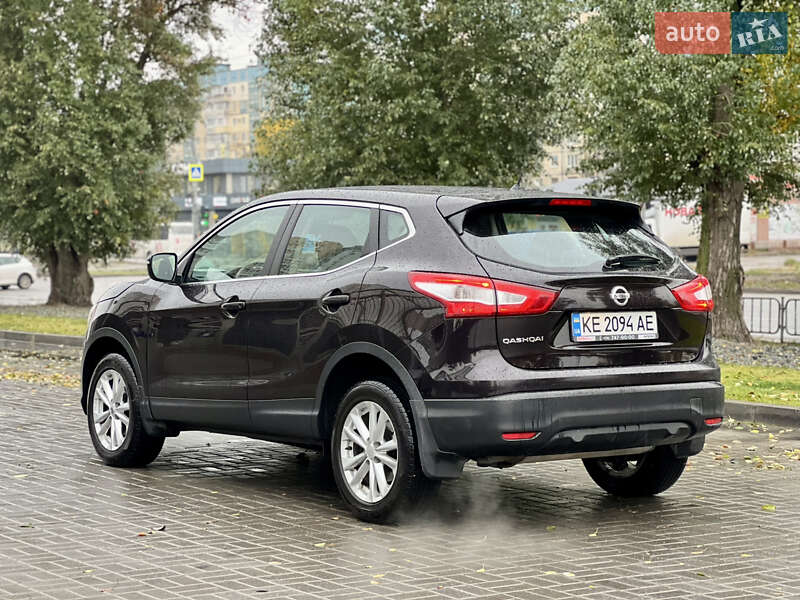 Внедорожник / Кроссовер Nissan Qashqai 2017 в Днепре