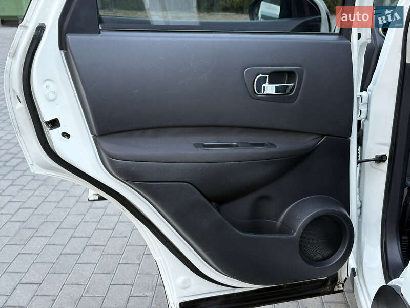 Внедорожник / Кроссовер Nissan Qashqai 2012 в Житомире фото 41 Внедорожник / Кроссовер Nissan Qashqai 2012 в Житомире