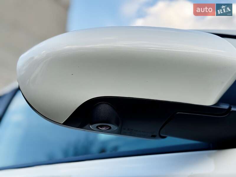 Внедорожник / Кроссовер Nissan Qashqai 2012 в Стрые