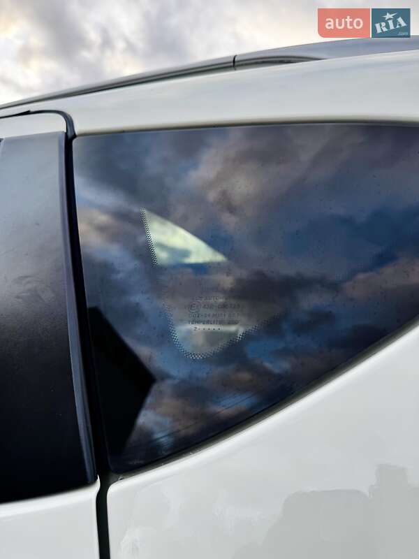 Внедорожник / Кроссовер Nissan Qashqai 2012 в Стрые