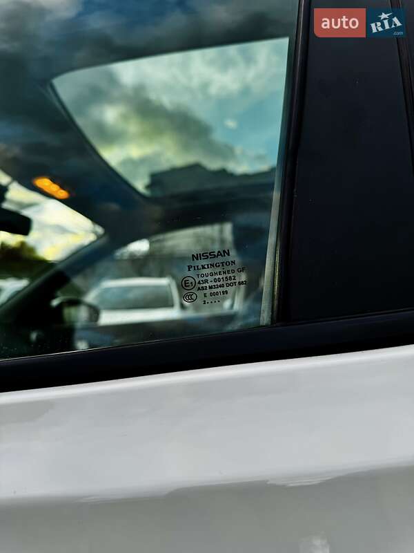 Внедорожник / Кроссовер Nissan Qashqai 2012 в Стрые