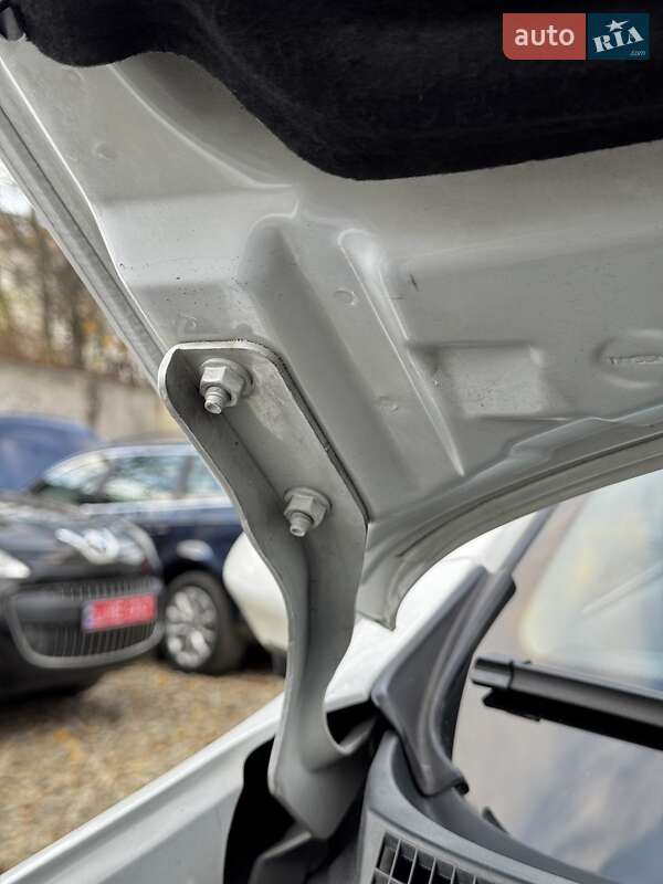 Внедорожник / Кроссовер Nissan Qashqai 2012 в Стрые