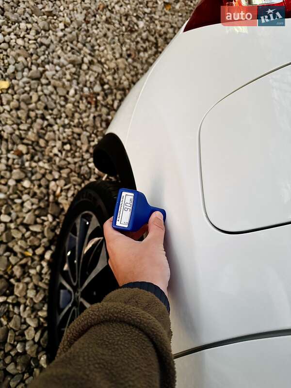 Внедорожник / Кроссовер Nissan Qashqai 2012 в Стрые