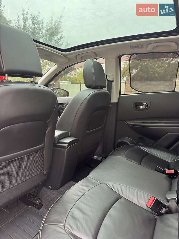 Внедорожник / Кроссовер Nissan Qashqai 2010 в Ровно