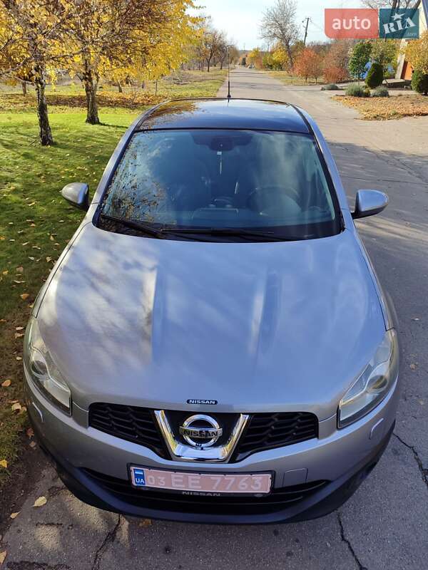 Внедорожник / Кроссовер Nissan Qashqai 2011 в Запорожье