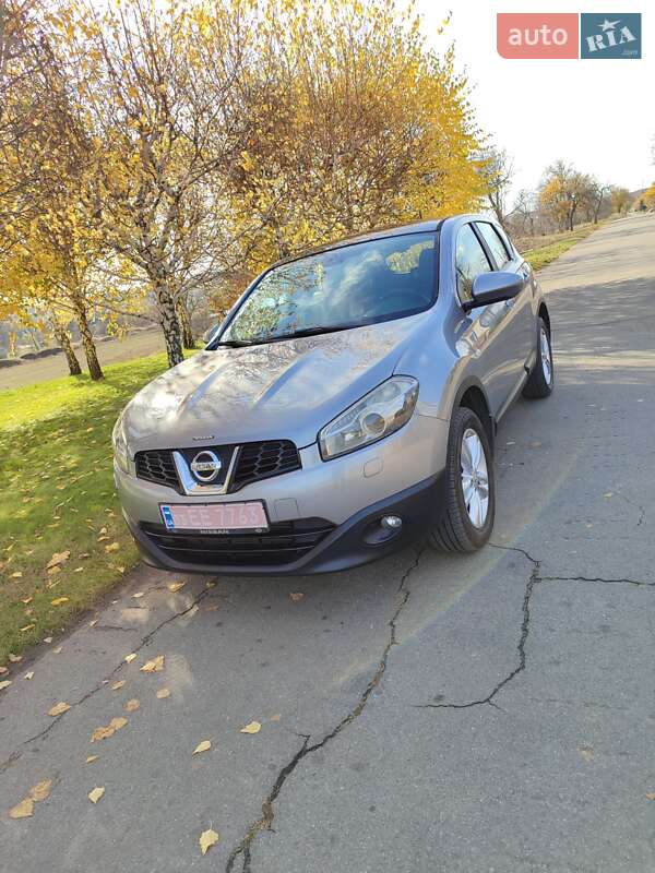 Внедорожник / Кроссовер Nissan Qashqai 2011 в Запорожье