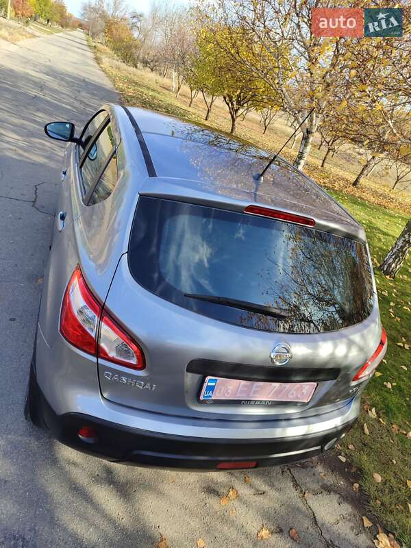 Внедорожник / Кроссовер Nissan Qashqai 2011 в Запорожье