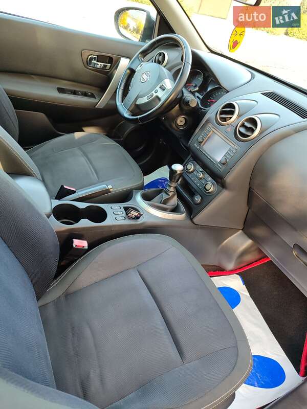 Внедорожник / Кроссовер Nissan Qashqai 2011 в Запорожье