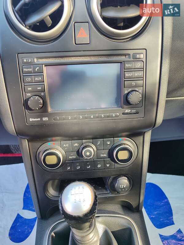 Внедорожник / Кроссовер Nissan Qashqai 2011 в Запорожье