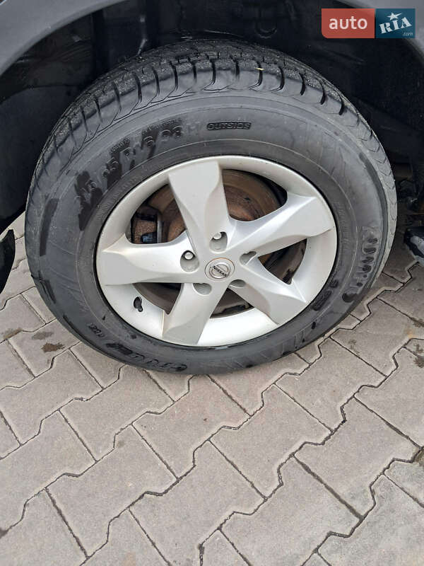 Внедорожник / Кроссовер Nissan Qashqai 2011 в Кривом Роге фото 23 Внедорожник / Кроссовер Nissan Qashqai 2011 в Кривом Роге