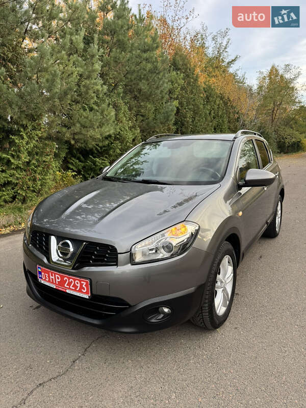 Внедорожник / Кроссовер Nissan Qashqai 2012 в Ровно