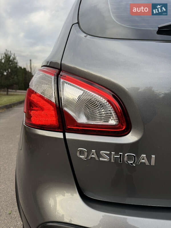 Внедорожник / Кроссовер Nissan Qashqai 2012 в Ровно