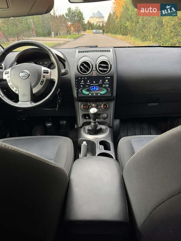 Внедорожник / Кроссовер Nissan Qashqai 2012 в Ровно