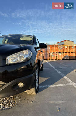 Позашляховик / Кросовер Nissan Qashqai 2011 в Первомайську