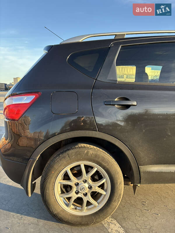 Внедорожник / Кроссовер Nissan Qashqai 2011 в Первомайске