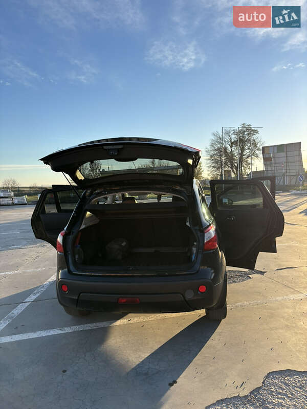 Внедорожник / Кроссовер Nissan Qashqai 2011 в Первомайске