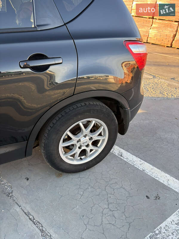 Внедорожник / Кроссовер Nissan Qashqai 2011 в Первомайске