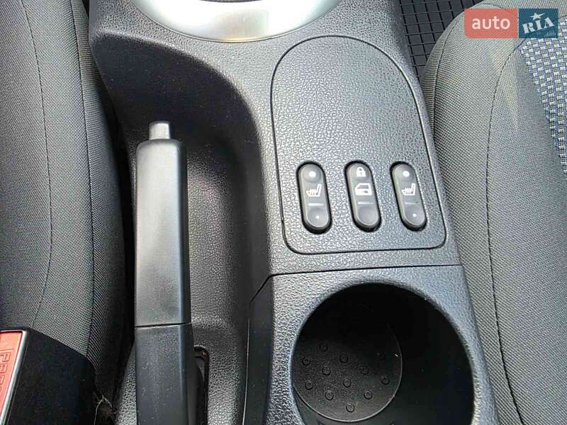 Внедорожник / Кроссовер Nissan Qashqai 2008 в Новых Санжарах фото 10 Внедорожник / Кроссовер Nissan Qashqai 2008 в Новых Санжарах