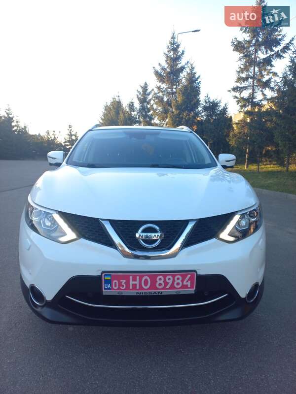 Позашляховик / Кросовер Nissan Qashqai 2015 в Тернополі фото 10 Позашляховик / Кросовер Nissan Qashqai 2015 в Тернополі
