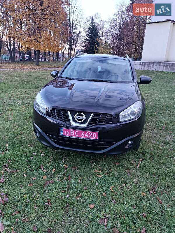 Позашляховик / Кросовер Nissan Qashqai 2010 в Вінниці