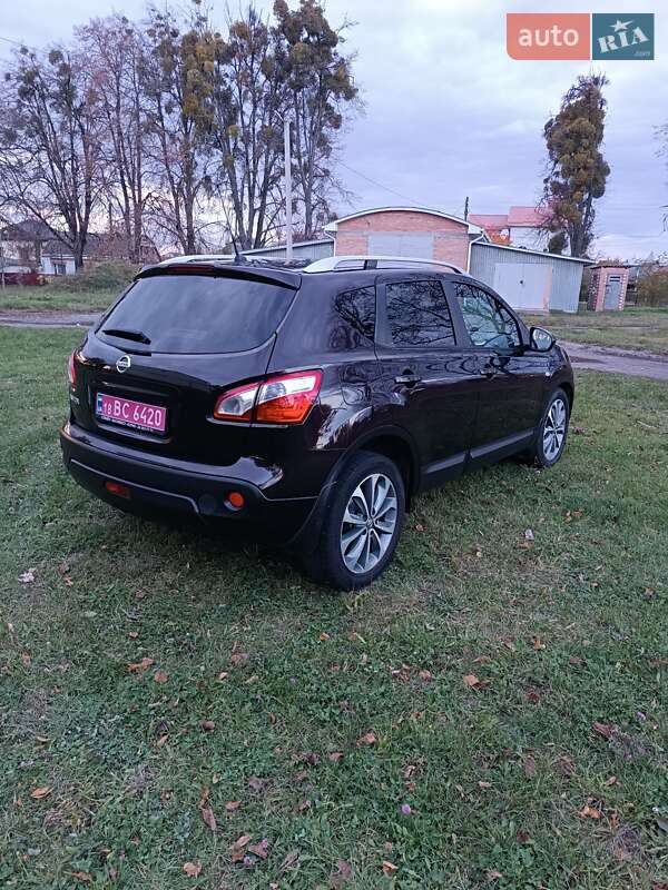 Позашляховик / Кросовер Nissan Qashqai 2010 в Вінниці