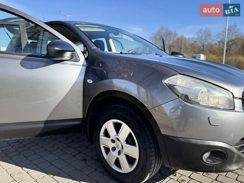 Внедорожник / Кроссовер Nissan Qashqai 2012 в Львове
