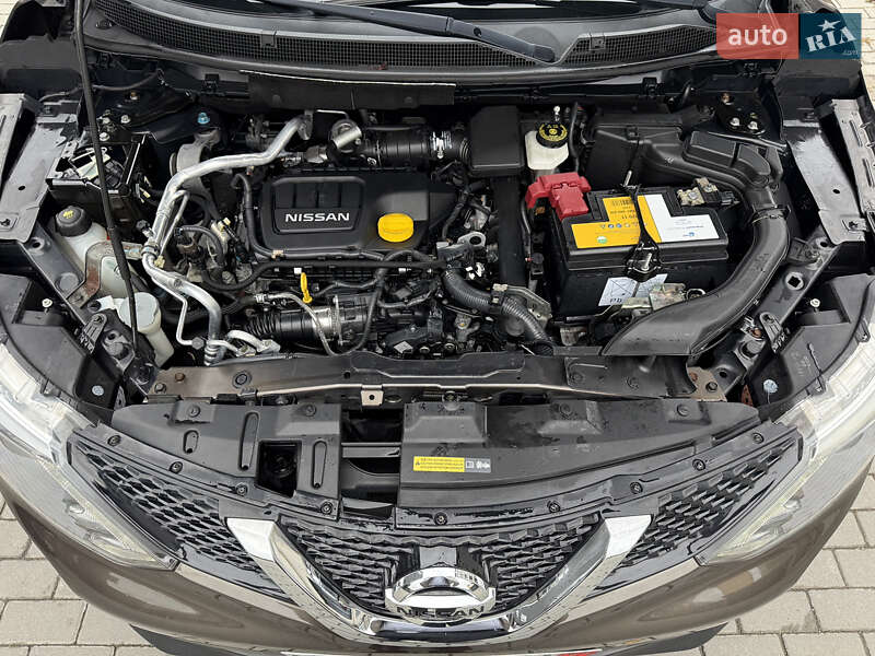 Внедорожник / Кроссовер Nissan Qashqai 2015 в Кременце