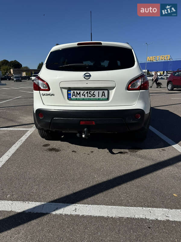 Внедорожник / Кроссовер Nissan Qashqai 2012 в Житомире