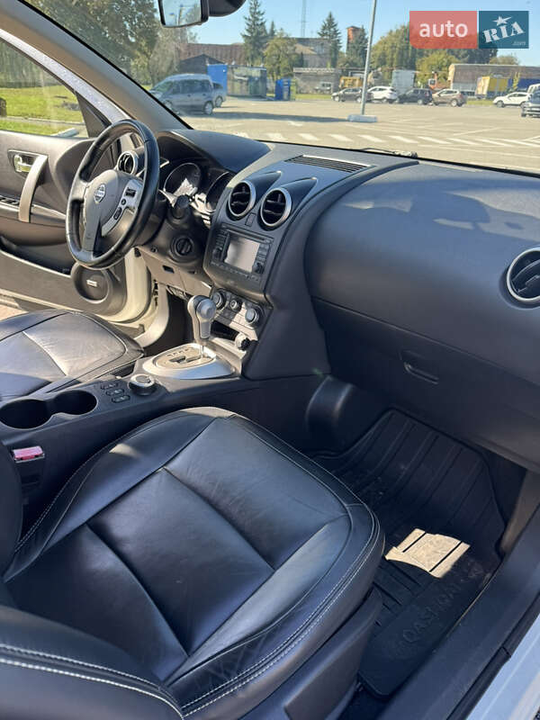 Внедорожник / Кроссовер Nissan Qashqai 2012 в Житомире