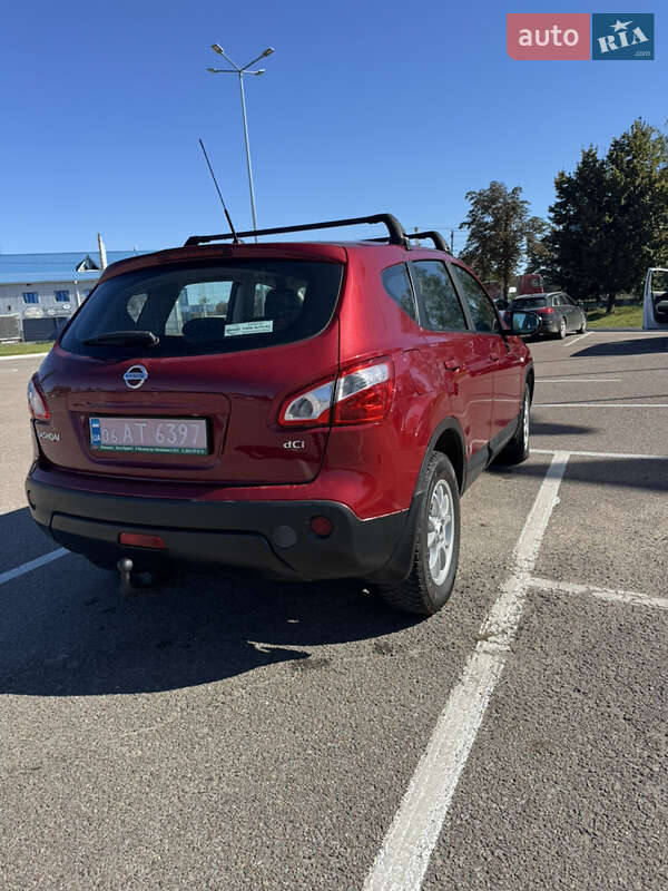 Внедорожник / Кроссовер Nissan Qashqai 2011 в Житомире