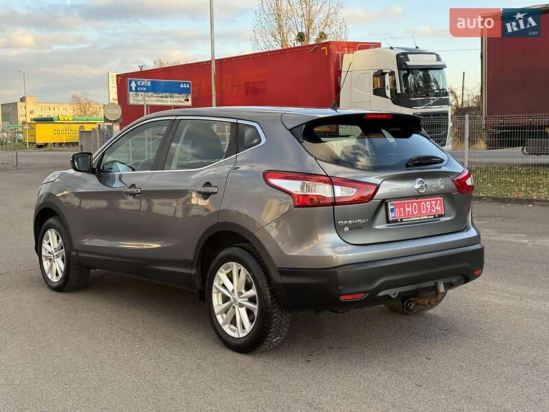 Внедорожник / Кроссовер Nissan Qashqai 2015 в Ковеле фото 5 Внедорожник / Кроссовер Nissan Qashqai 2015 в Ковеле